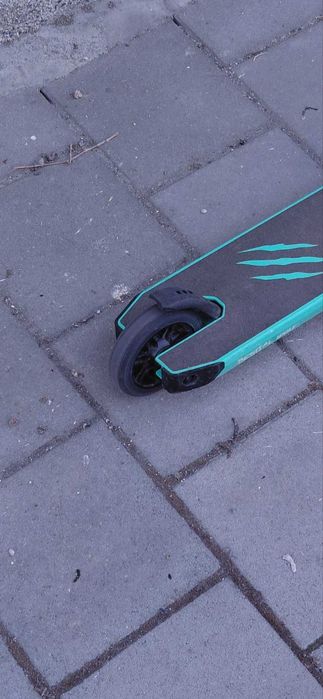 Тротинетка BESTIAL WOLF Rocky R12