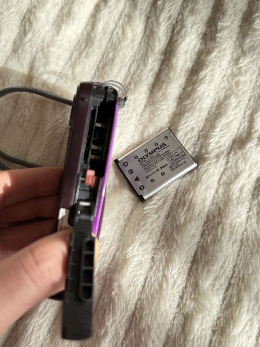 Продам компактную камеру Olympus VH-210