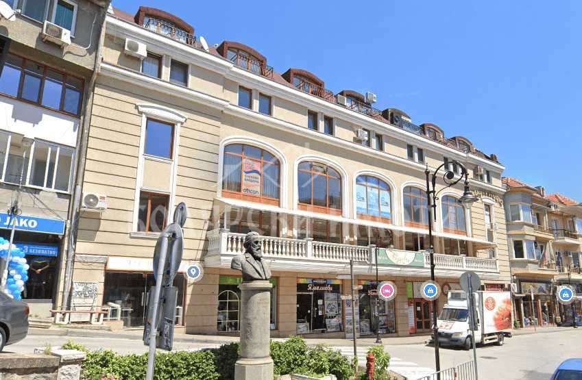 Офис в Идеален Център