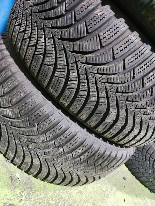 4 бр зимни 205/55/16 hankook