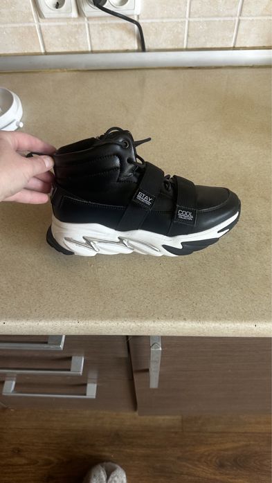 Обувь для подростков