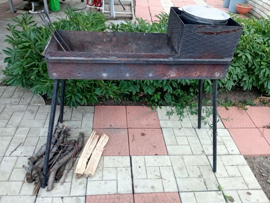 Продам мангал б/у