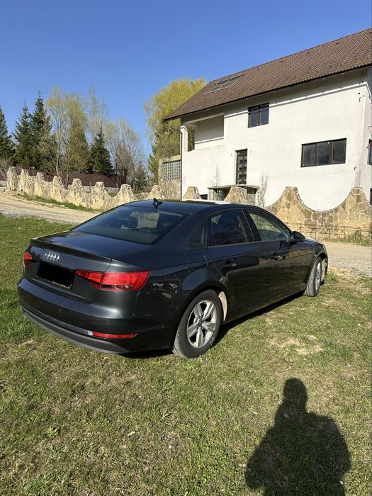 Vand Audi A4 2017