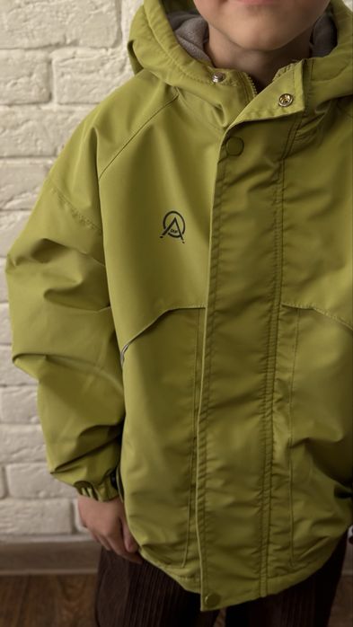 Продам детские курточки