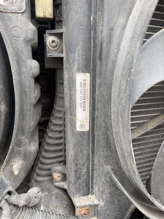 Маска с радиатори перка и греда Volkswagen Golf 6 2.0tdi