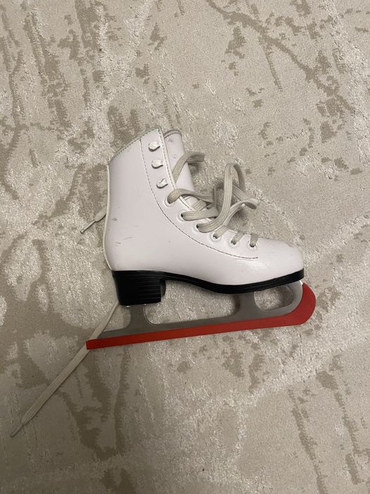 фигурные  детские коньки