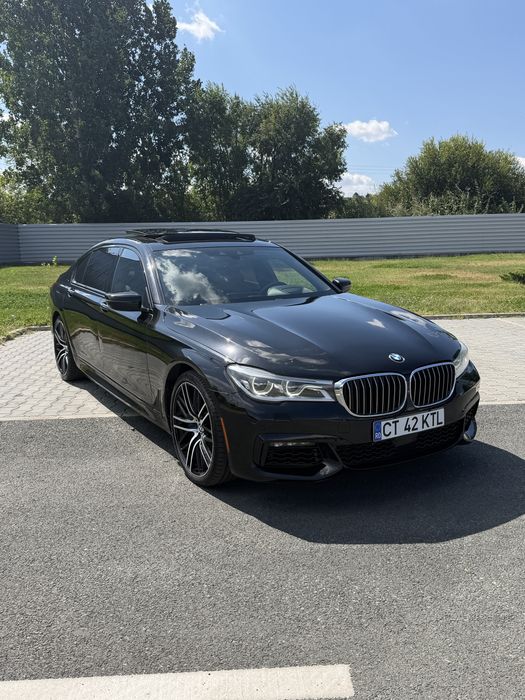 Bmw 750Li 450cp