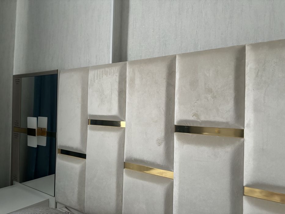 Кровать двуспальная