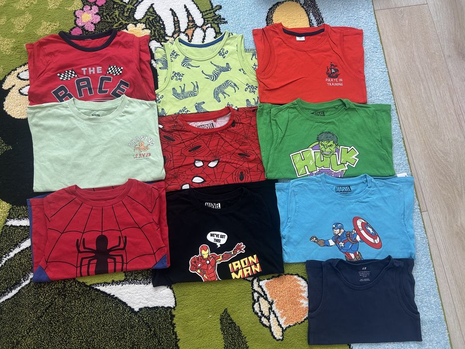 Lot haine baieti(bluze cu maneca lunga,tricouri,pantaloni scurti)