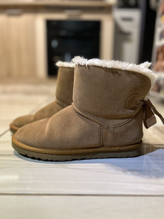 UGG Mini Bailey Bow - Australia