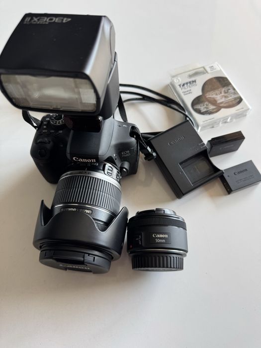 Canon 750 D пълен комплект