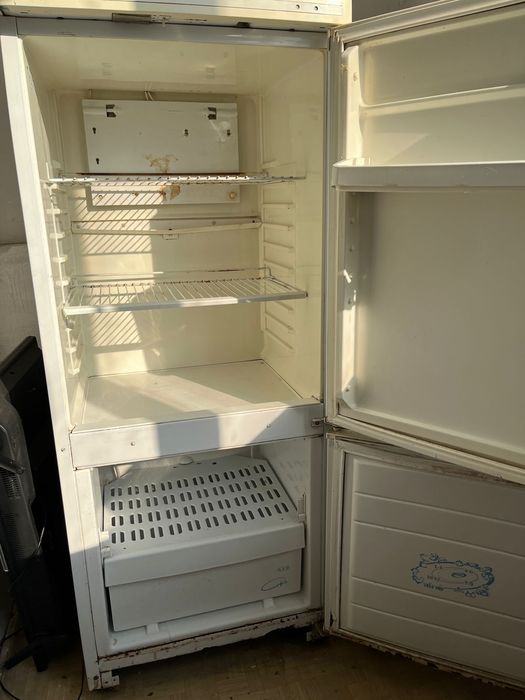 Продается Холодильник