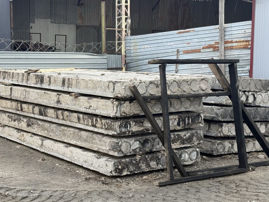 Продам плиты перекрытия 4,65*1,55м