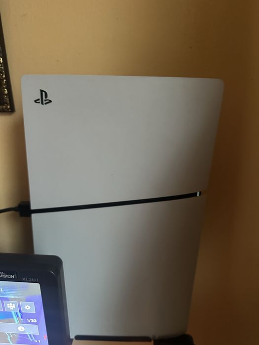 Ps5 digital 800gb recent achizitionat 4 ani garantie