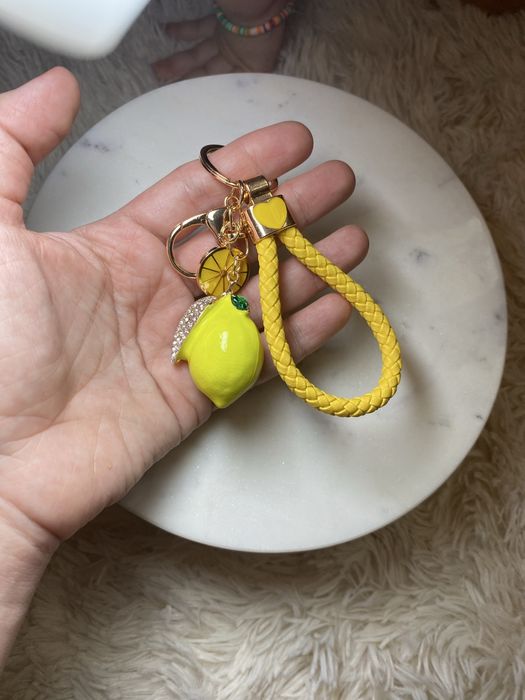 Bag charm cu lamaie- Accesoriu pentru geanta