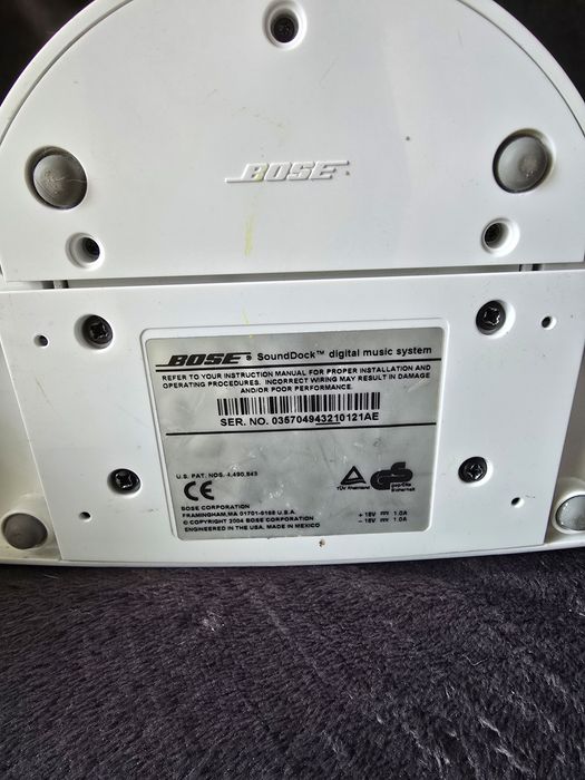 Boxă BOSE sound dock 1
