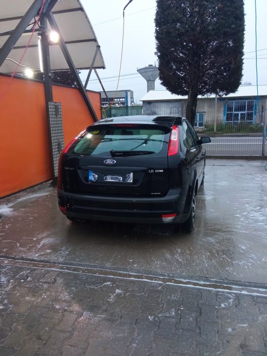 Ford Focus 2 / 1.6 TDCi