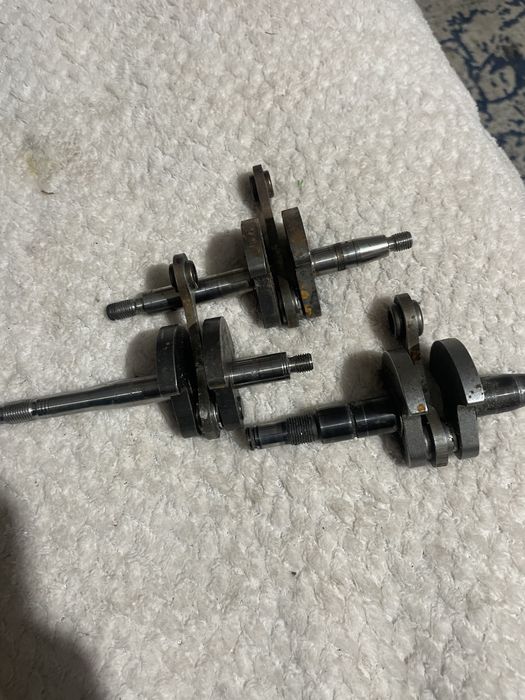 Abielaj motocoasa si drujba stihl