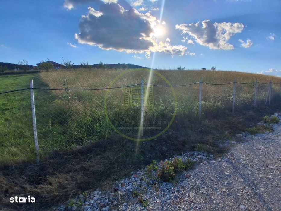Teren intravilan de vanzare, 700 mp.  la 8 km de Cluj-Napoca