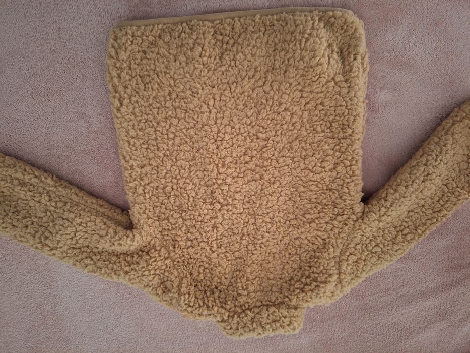 Vând hanorac mărimea 98