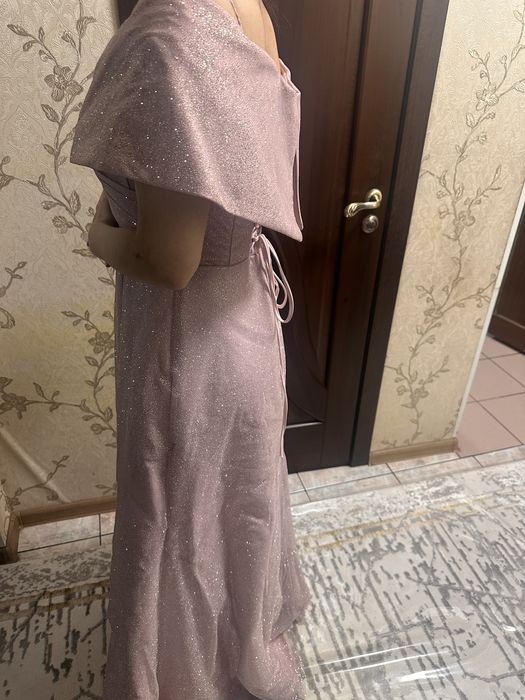 Нежное вечернее платье