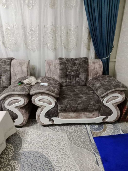 Диван с креслой новый