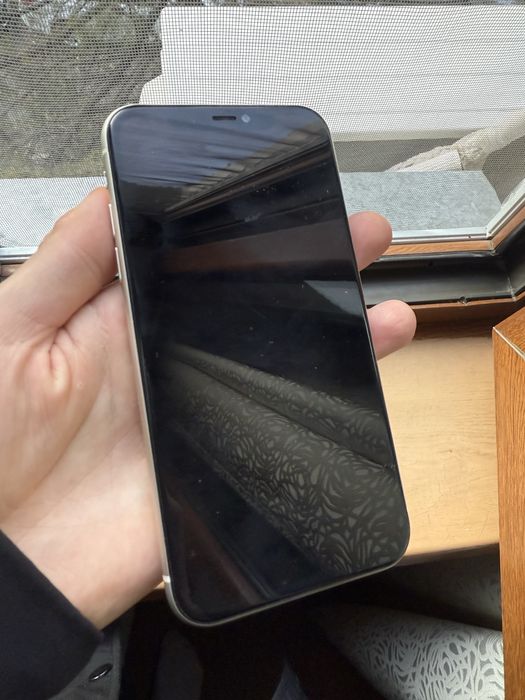 Iphone 11 + airpods pro