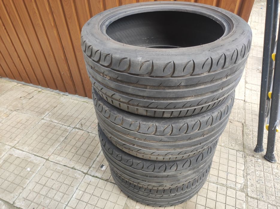 Летни гуми 225 45 17 Дот 1022