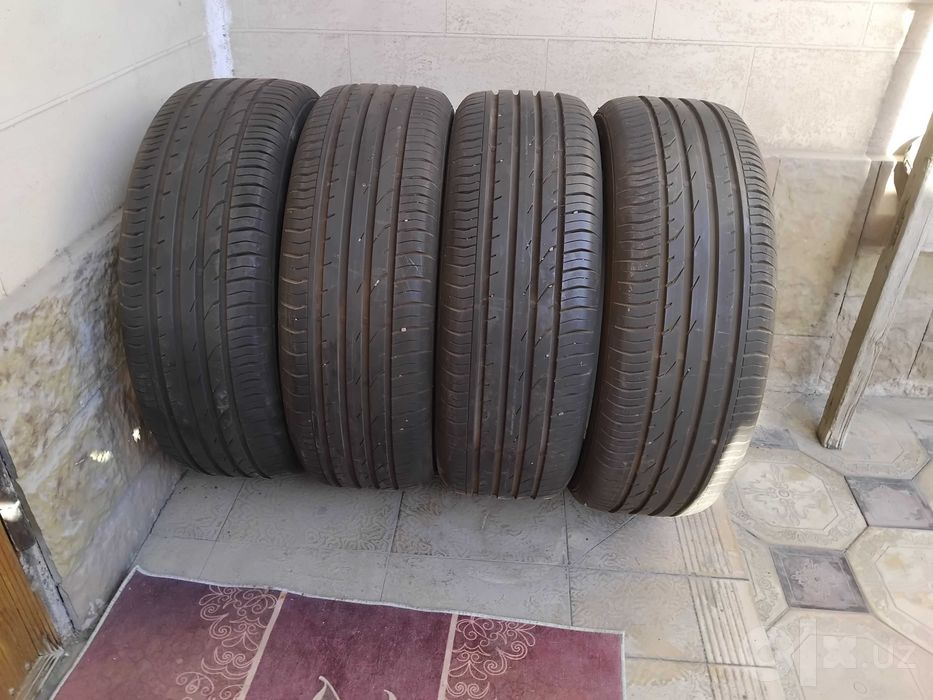 Автошины 215/55R18 Continental в/у  в отличном состоянии 4шт.