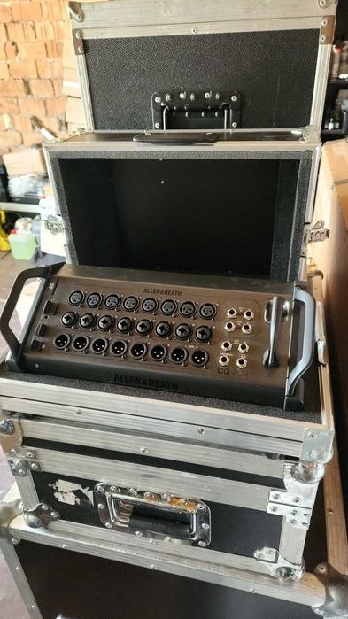 Mixer digital Allen & Heath CQ20B