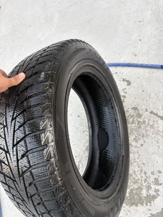Покрышка 18  225/60R18/100T
