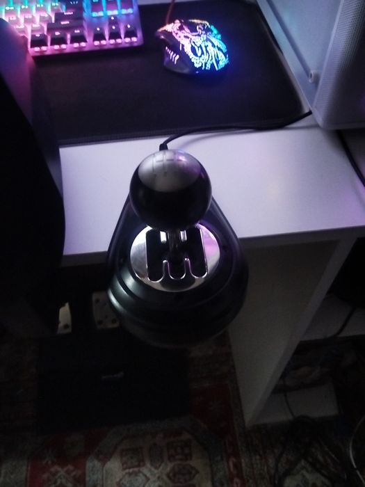 Продам игровой руль