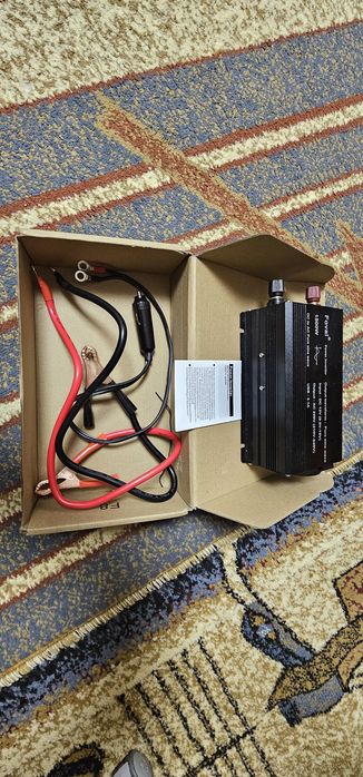 Invertor cu Undă Sinusoidală Pură de la 12V la 230V , 1500W