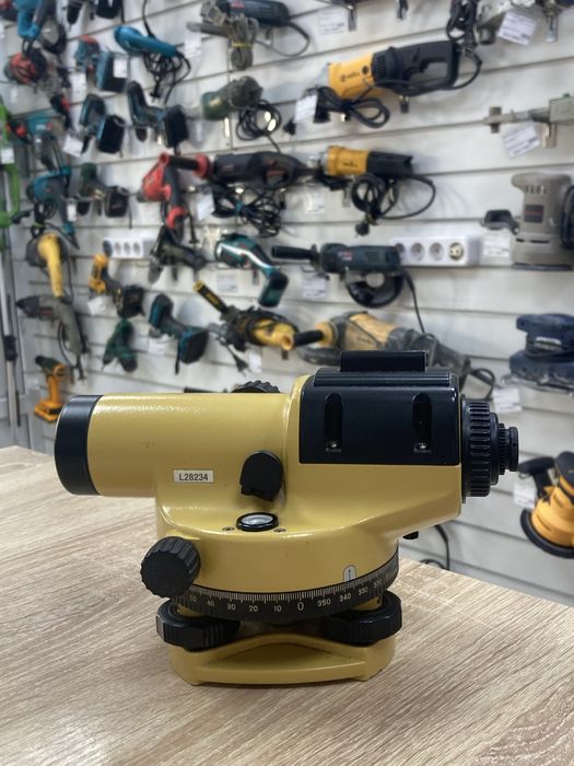 Невелир South I24 (osp14)