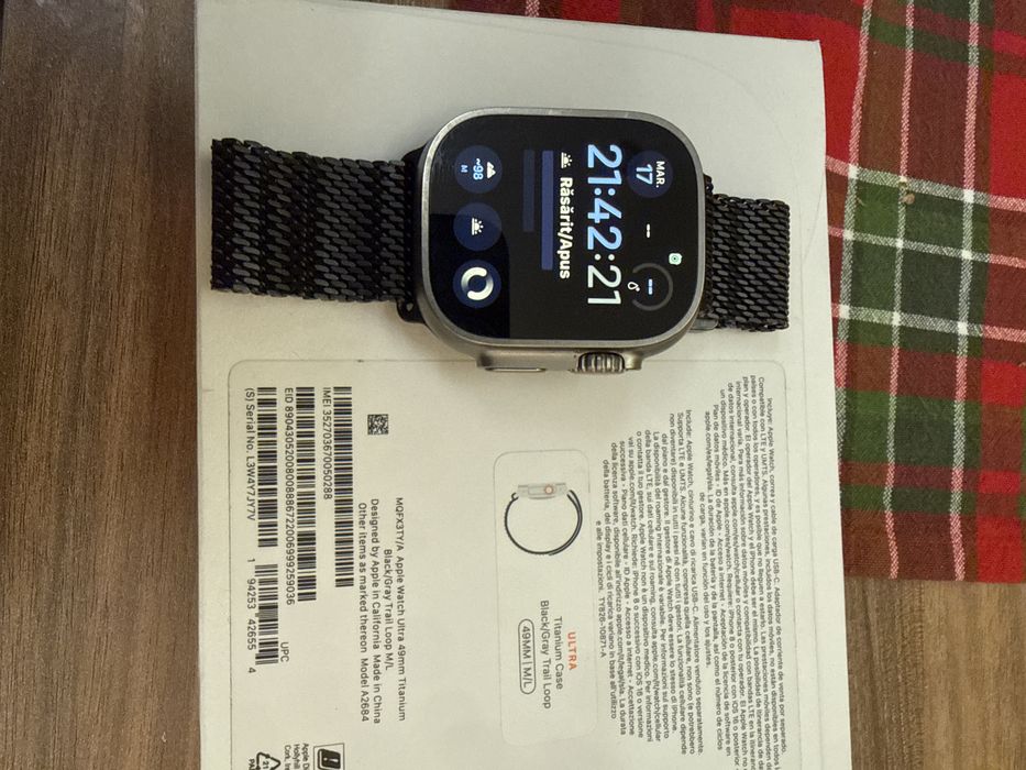 Apple Watch Ultra ca nou la cutie