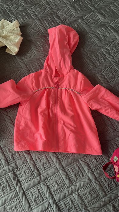 Ветровка для девочки