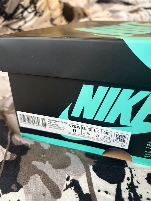 Jordan 1 High Green Glow