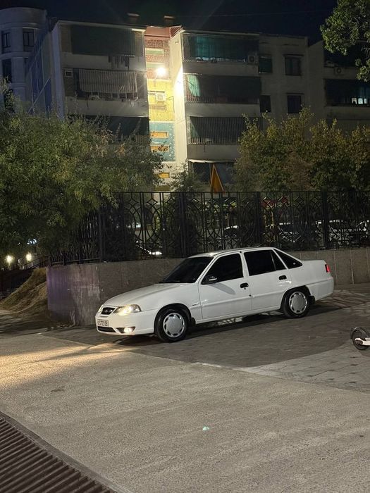 Nexia 2  1.6 Sotiladi Tozza