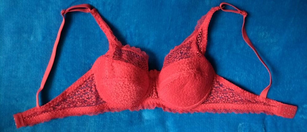 Продам бюстгальтер!