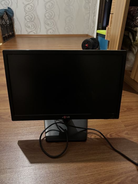 Продам процессор и мониторы