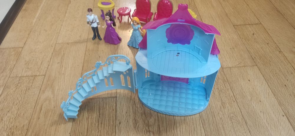 Замък за кукли със звук и светлини Princess Castle