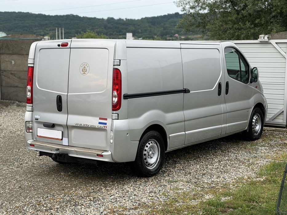 OPEL Vivaro 2010 — imagine 4