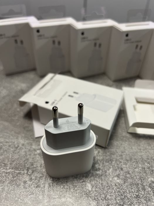 Adaptoare/ cabluri de încărcare