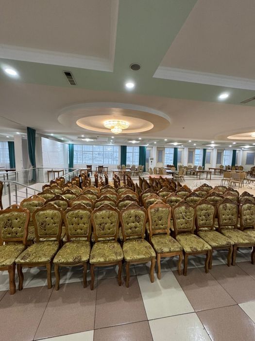 Продам мебель для ресторана