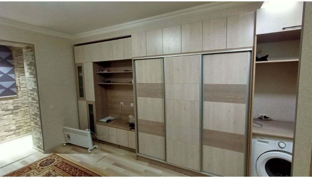 Срочно сдаю.Юнусабад-2 Интранс 1/4/4 Галерейка