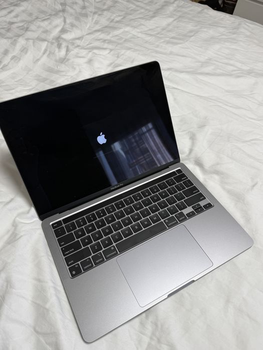 Macbook pro 13 2022