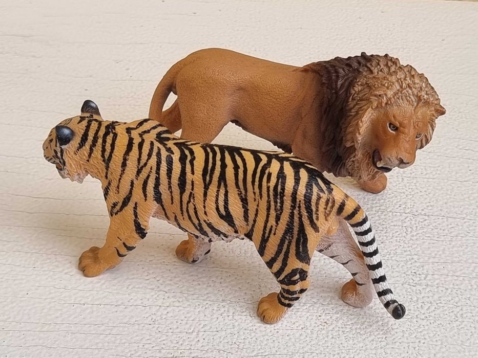 Tigru si leu Schleich