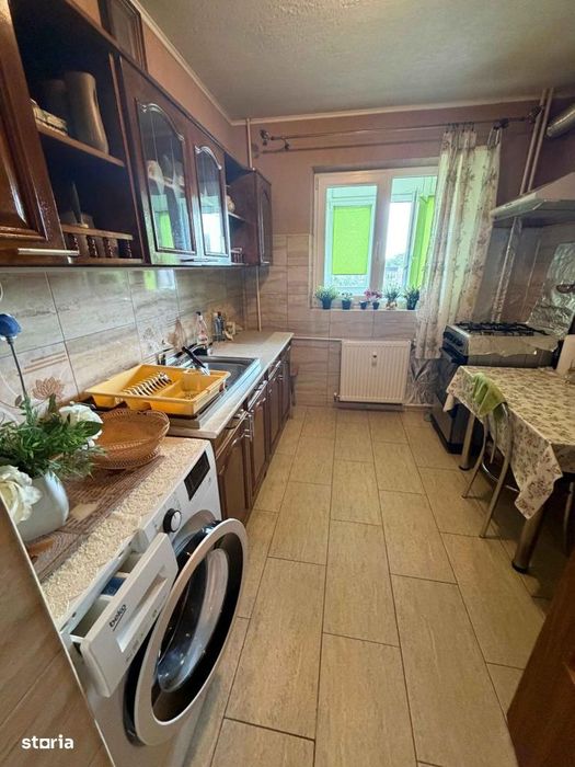 Apartament 3camere Decomandat -metrou Gorjului -2 Bai -An 1980