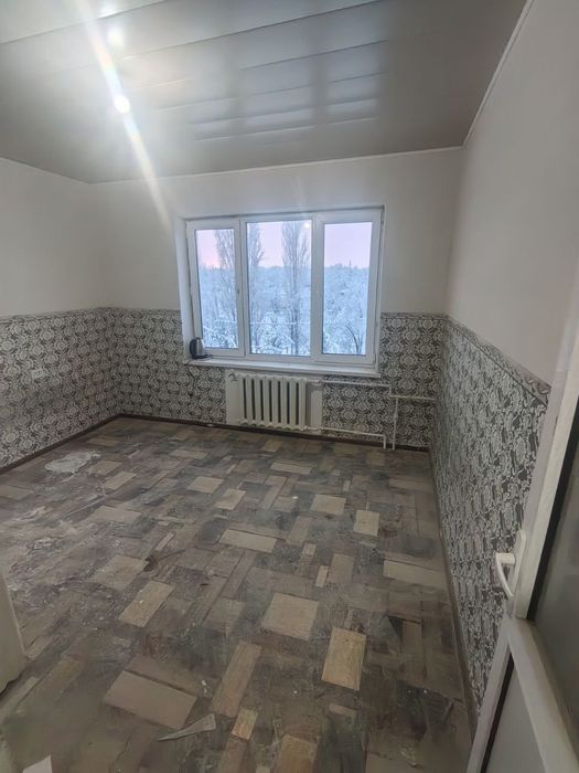 Продаётся 1 комнатная квартира в Чирчике