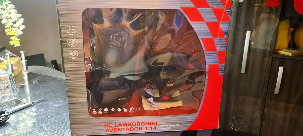 RC Lamborghini Aventador 1:14